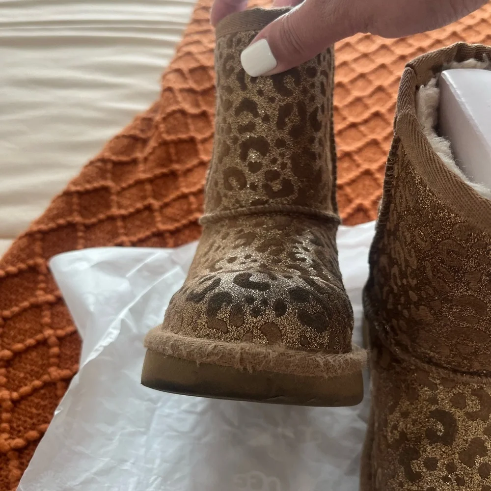 UGG Kids Brown Leopard Print Shearling Lined Boots
